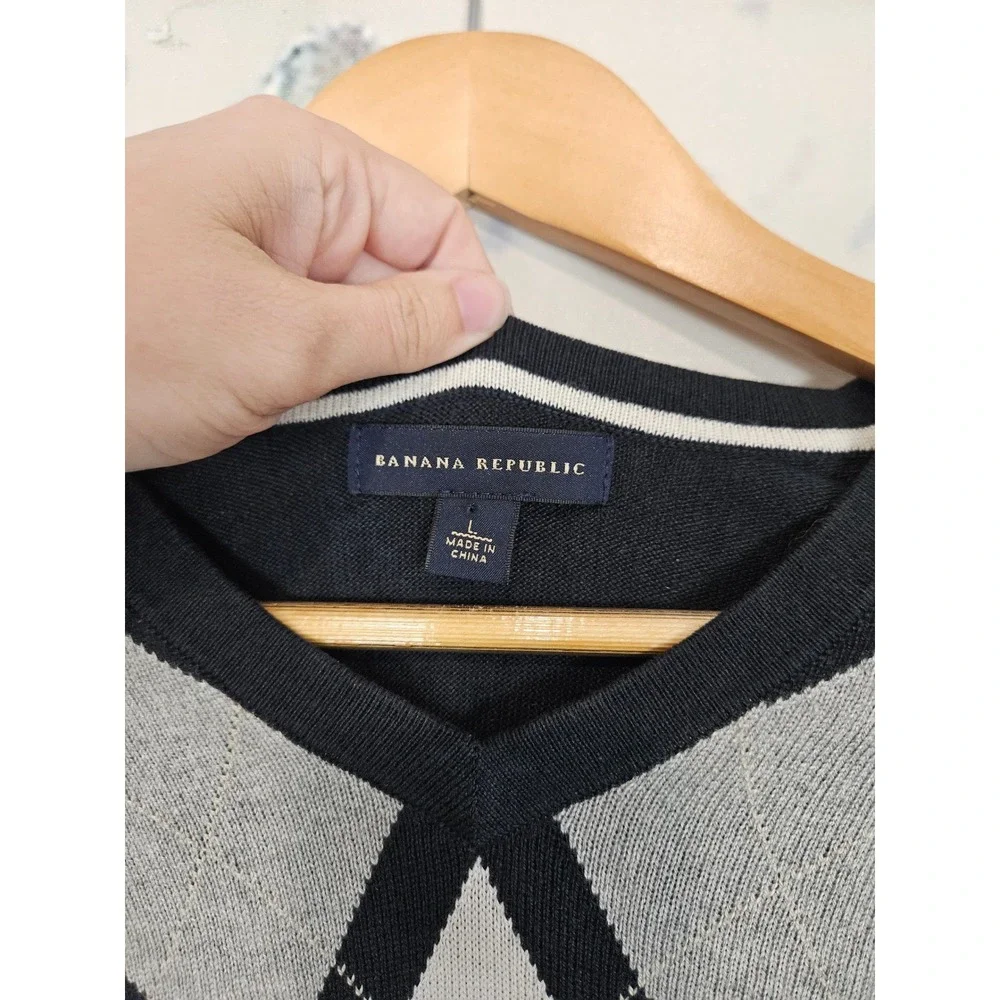 Banana Republic Argyle V-Neck Sweater Large Black Silk Cotton Cashmere Blend